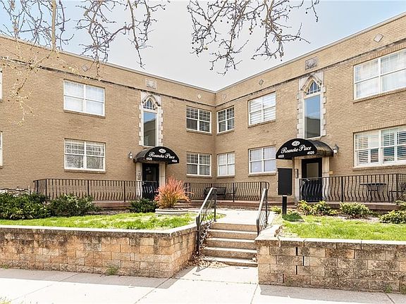 2nd image of 4526 Roanoke Pkwy #4