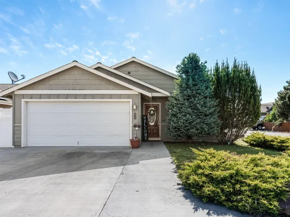 693 SE White Pine Way #55, Madras, OR 97741
