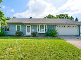 1281 Foran Ln, Aurora, IL 60506