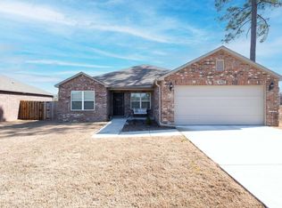 1690 Carillon Ln, Conway, AR 72034