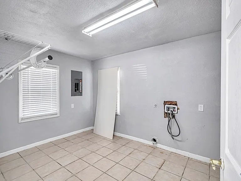 3519 N Northstar Ave — Photo 37