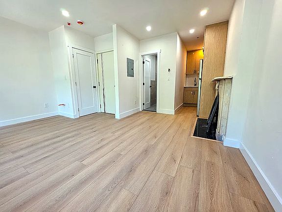 3rd image of 20 Hancock St #2F
