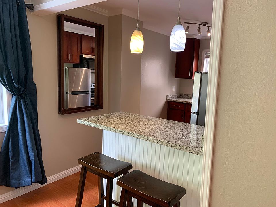 2nd image of 140 Montecito Ave #210