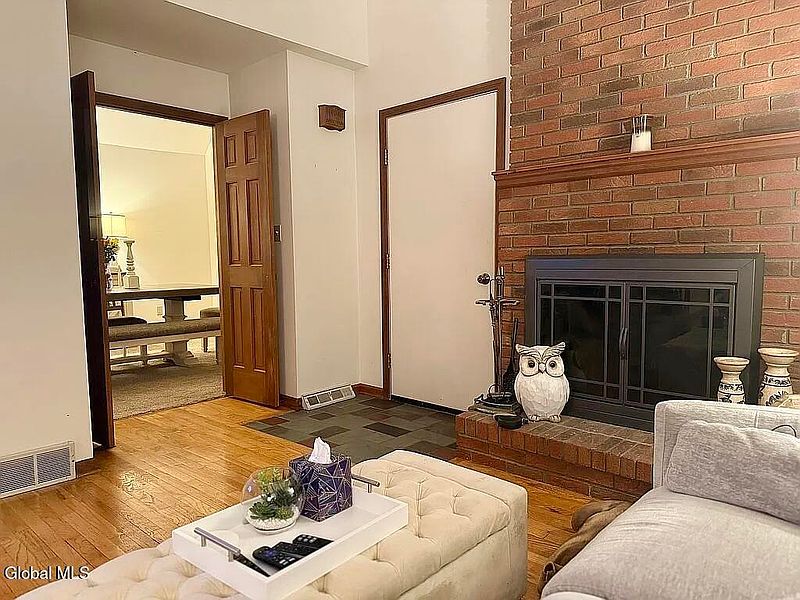3rd image of 58 Wakefield Court