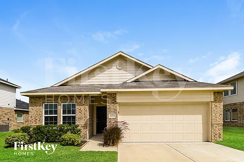 8020 Quartz Ln Photo 1