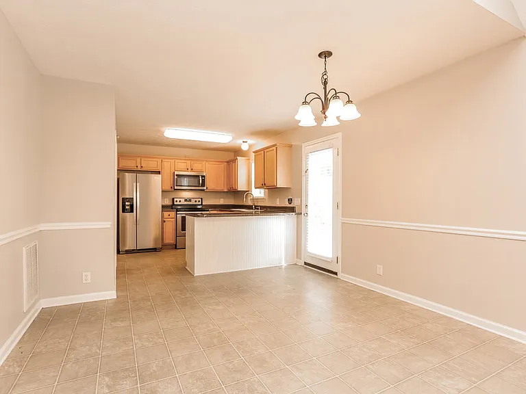 852 Dover Glen Dr — Photo 8