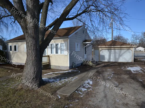 406 S Circle Dr, Wilmington, IL 60481