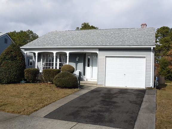 2nd image of 120 Paradise Blvd