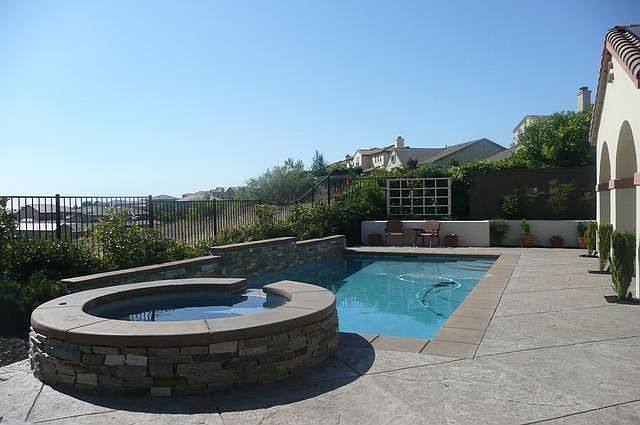 2nd image of 1693 Terracina Dr