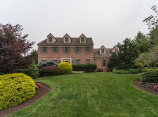 20 Monteview Dr, York, PA 17404