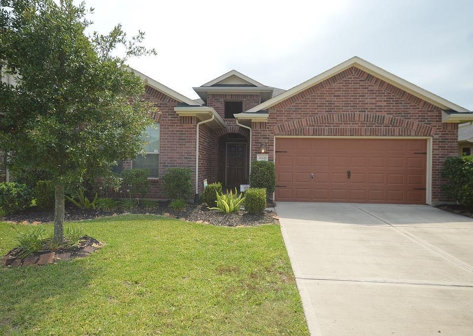 1st image of 21126 Sierra Bend Dr