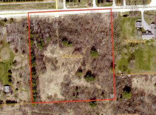 9 Mile Rd, Northville, MI 48167