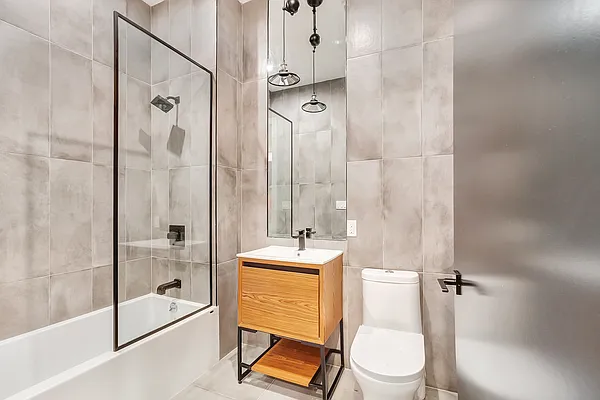 Rented by Compass | media 7