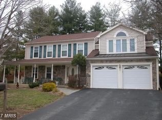 1 Keeneland Ct, Gaithersburg, MD 20878