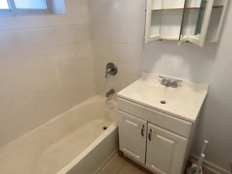 2542 W Fitch Ave #3 — Photo 9