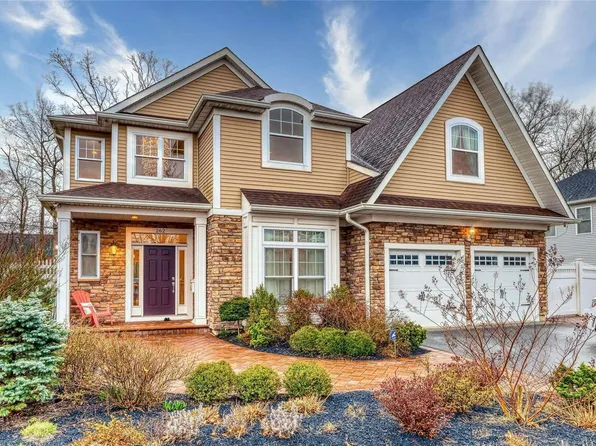 262 Birchwood Park Drive, Jericho, NY 11753