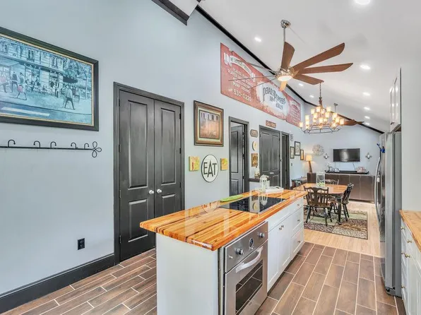 1303 Grove Rd, Greenville, SC 29605