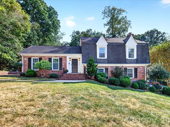 2936 Burnt Mill Rd, Charlotte, NC 28210