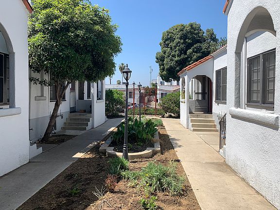 2nd image of 832 N Alta Vista Blvd #834.25