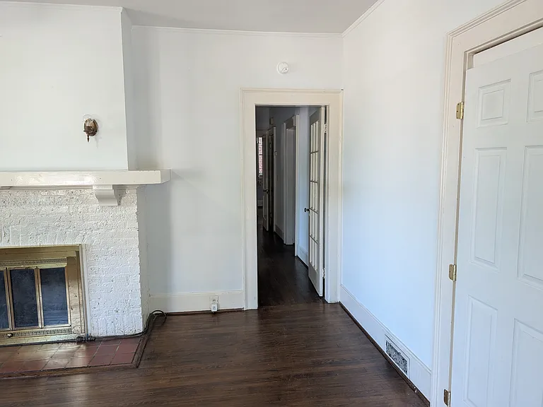 2201 Blossom St — Photo 14