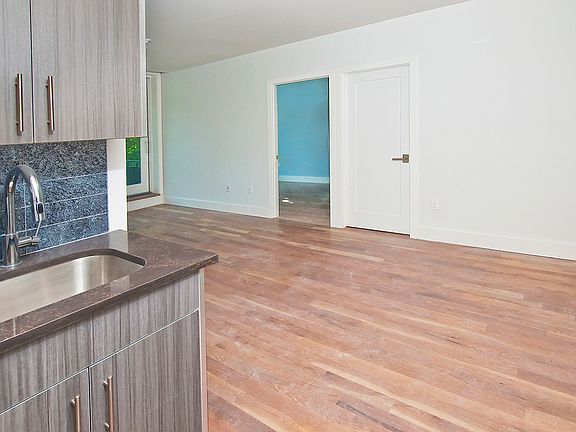 3rd image of 221 Spencer St APT 3R