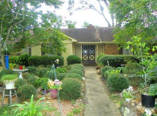 408 Redbud Rd, Albany, GA 31705