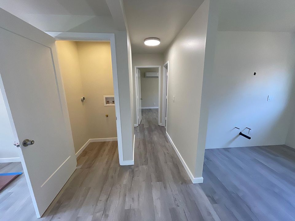 1st image of 303 Ohio St #3