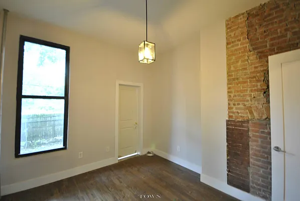 Rented by Town Residential | media 19