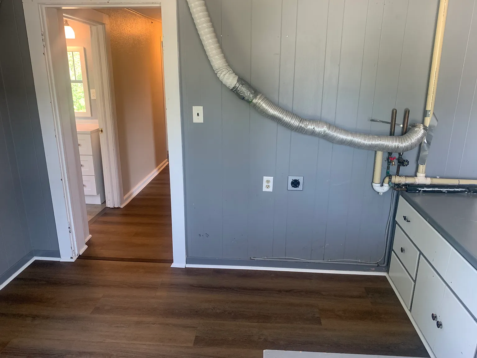 3 bed, 1040 sqft, $1,250 — Photo 4