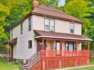 715 S Dewey St #1/2, Eau Claire, WI 54701