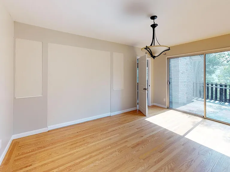 1432 Bel Aire Rd — Photo 11
