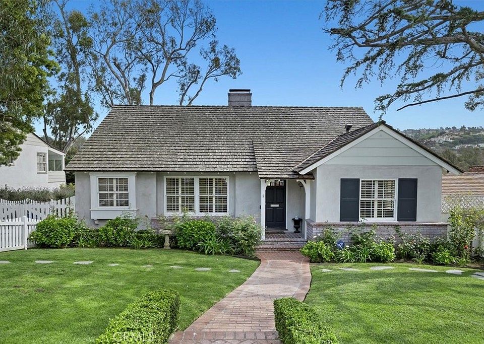 1st image of 3220 Palos Verdes Dr N