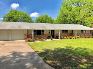 4412 SE Bridle Rd, Bartlesville, OK 74006