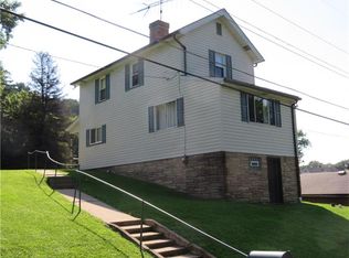8 Hubbard Rd, Burgettstown, PA 15021