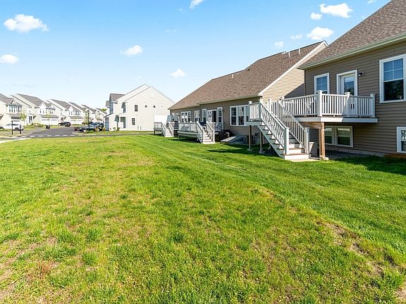4th image of 106 Orchard Dr #106