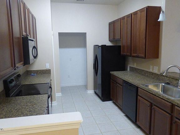 2nd image of 109 Brannan Pl #U-110