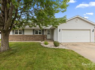 399 Meadows Rd N, Bourbonnais, IL 60914