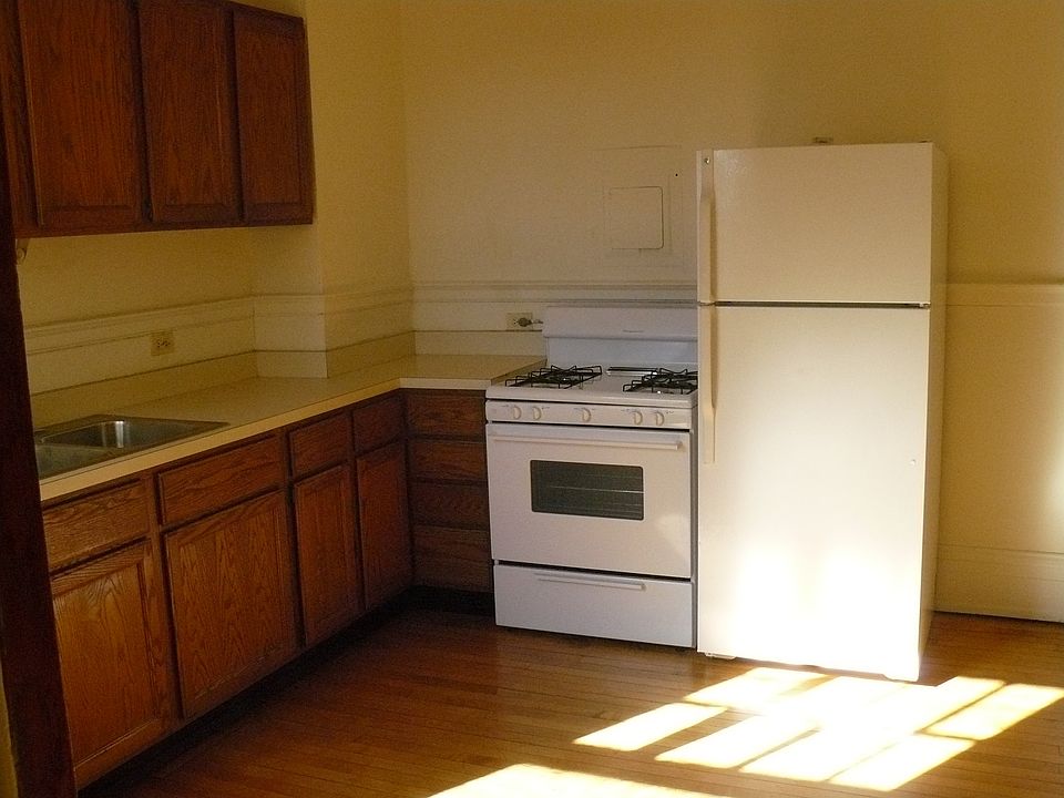 2nd image of 120 N Oak Park Ave APT 306