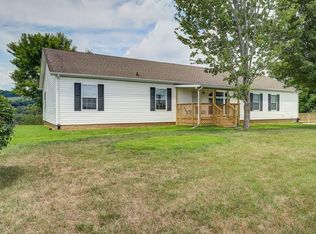15430 Hemingway Dr, Abingdon, VA 24210