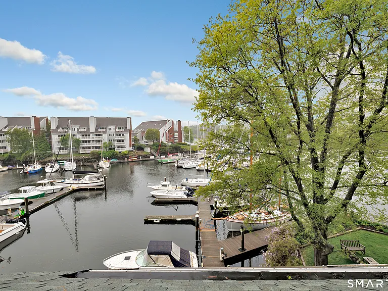 73 Harbor Dr #412 — Photo 5