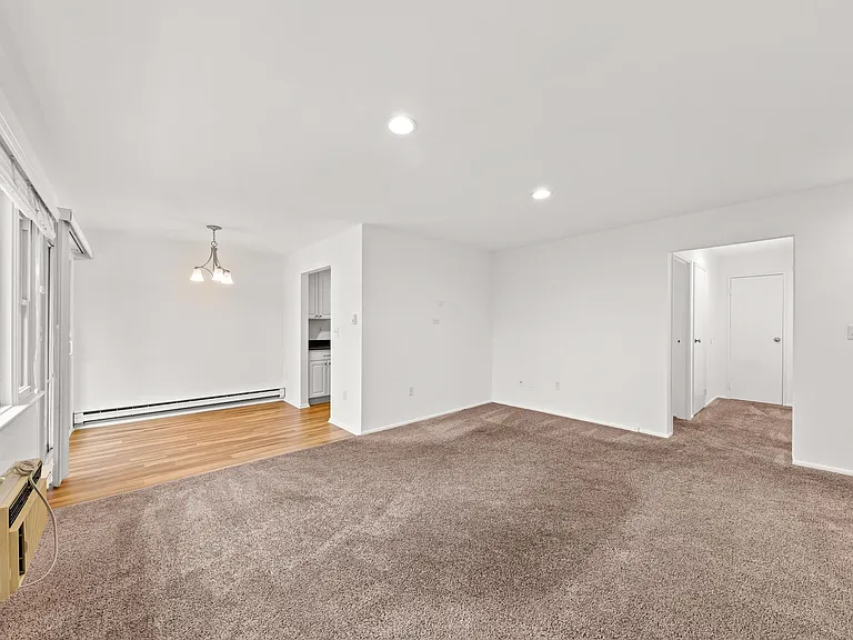 324 Shore Dr #B-8 — Photo 3