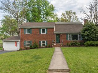 1200 Chatham Rd, Waynesboro, VA 22980