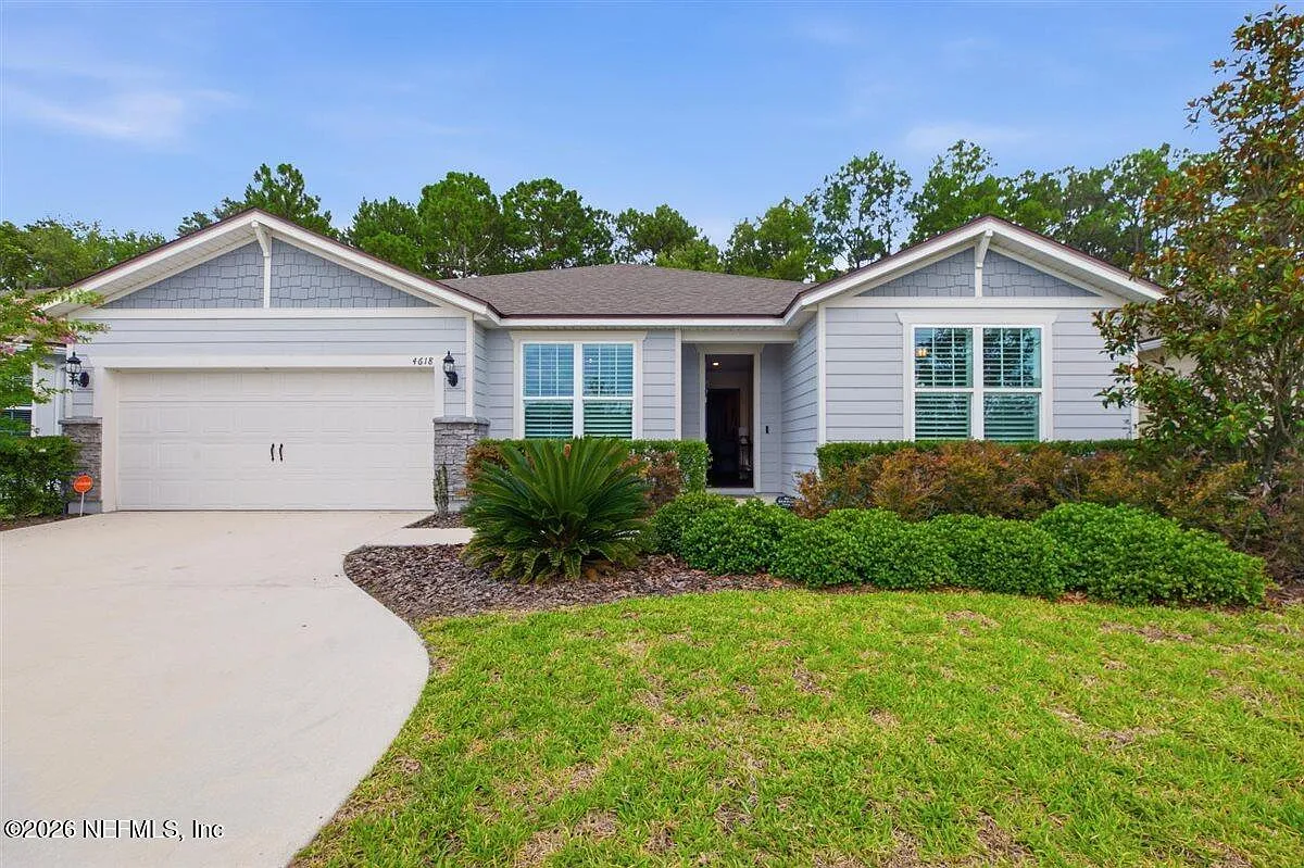 3 bed, 2.5 bath, 2596 sqft, $2,900 — Photo 2