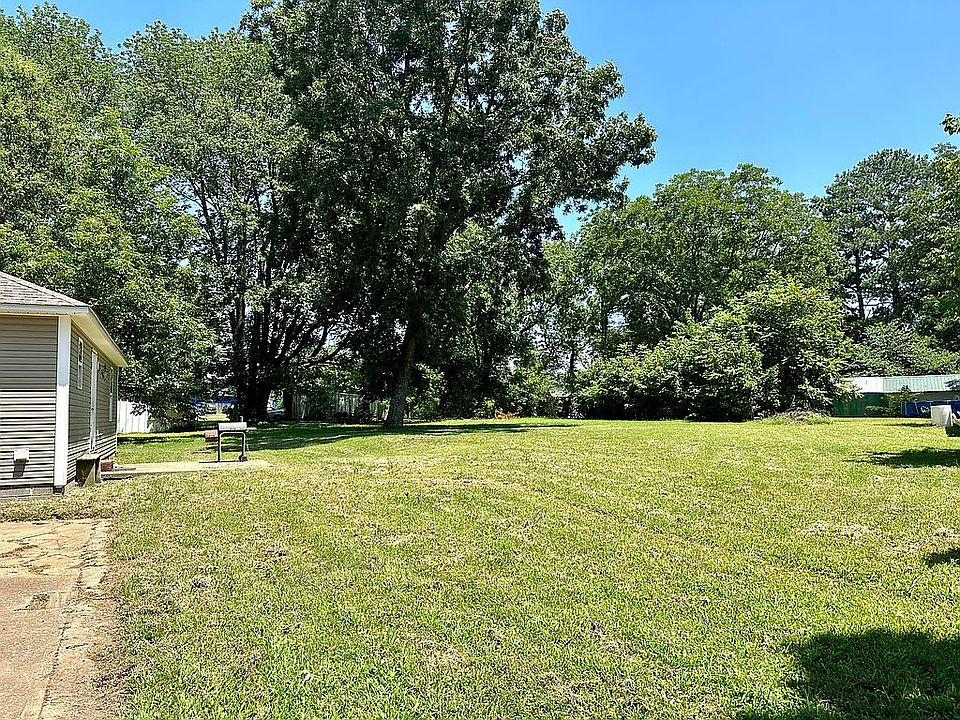 5300 Broad St, Trezevant, TN 38258 Zillow