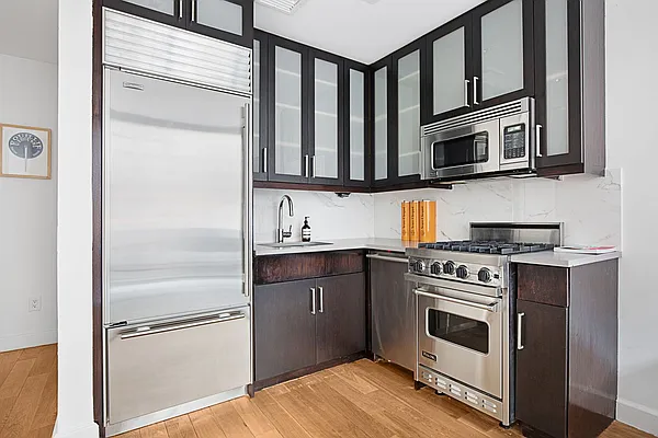 Rented by Compass | media 21