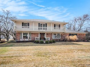 23011 Nottingham Dr, Beverly Hills, MI