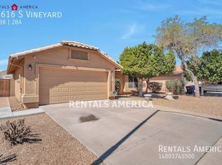2616 S Vineyard, Mesa, AZ 85210