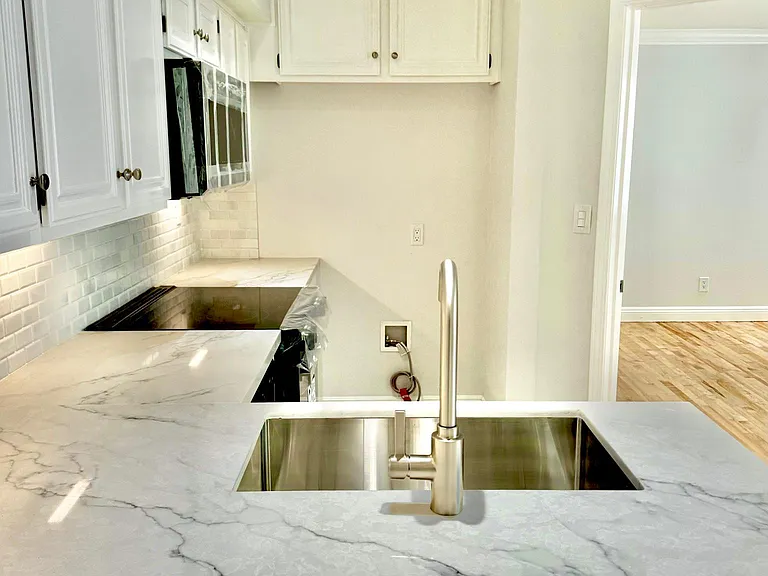 1540 Brockton Ave #1 — Photo 10