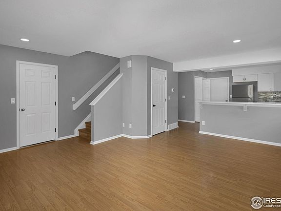 5th image of 237-239 Sorento Pl