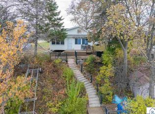 632 Doran Dr, Madison Lake, MN 56063